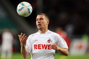 开云体育全站-球员临场应变能力提升战术执行效果显著优化，总结临场应变的技能