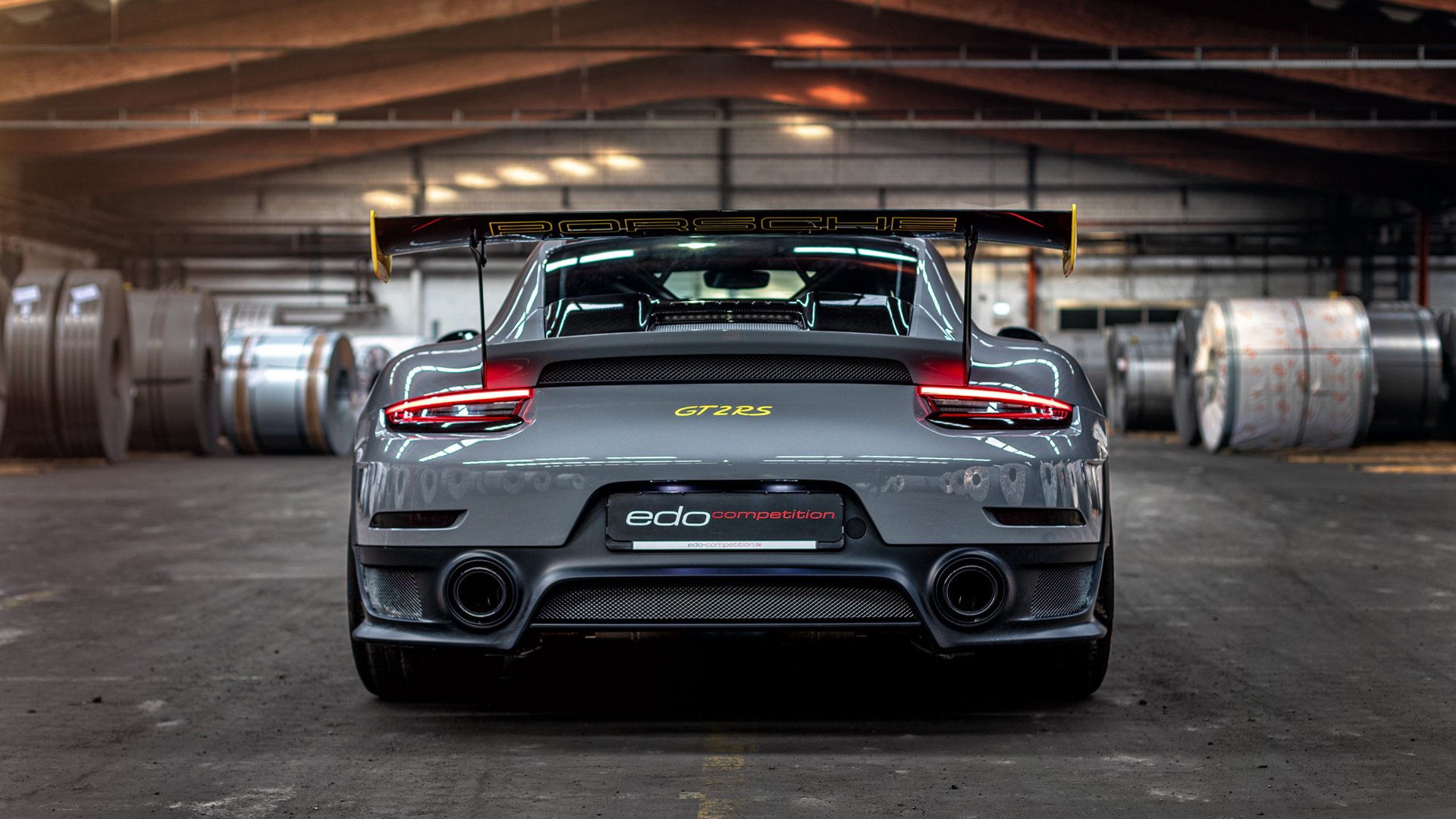 “英超豪门大比拼:争夺榜首引发关注”,英超十大豪门球队