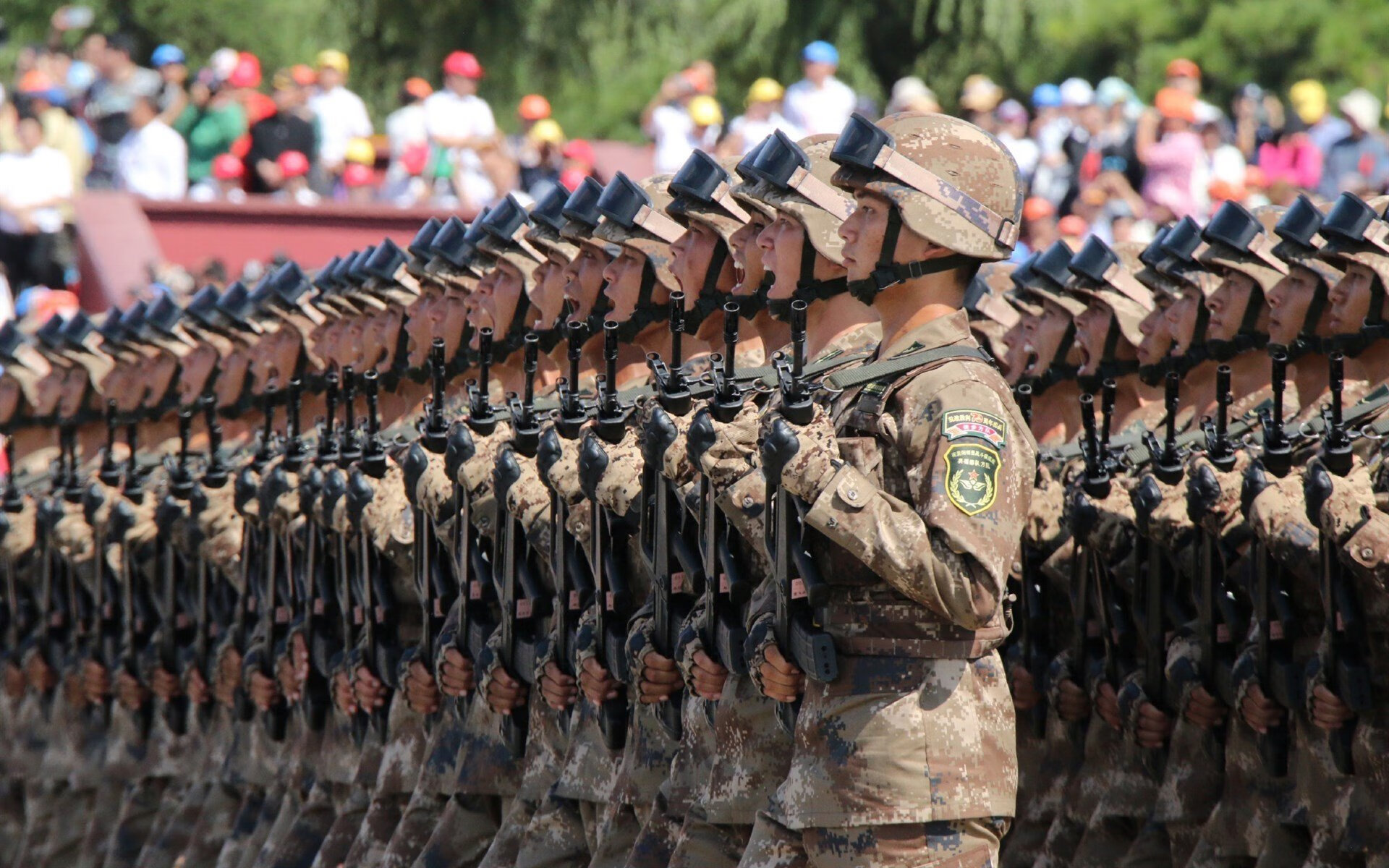 “足球+文化+科技”融合创新发布会在多个城市同步举行,行业开启新格局